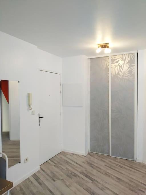 Superb Modern Apartment Clichy Eksteriør billede
